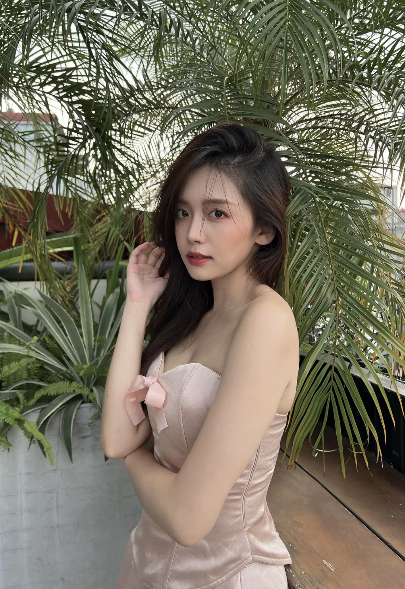 Ngắm ảnh gái xinh tóc dài đẹp che mặt Ngọc Anh cute dễ thương mới cập nhật