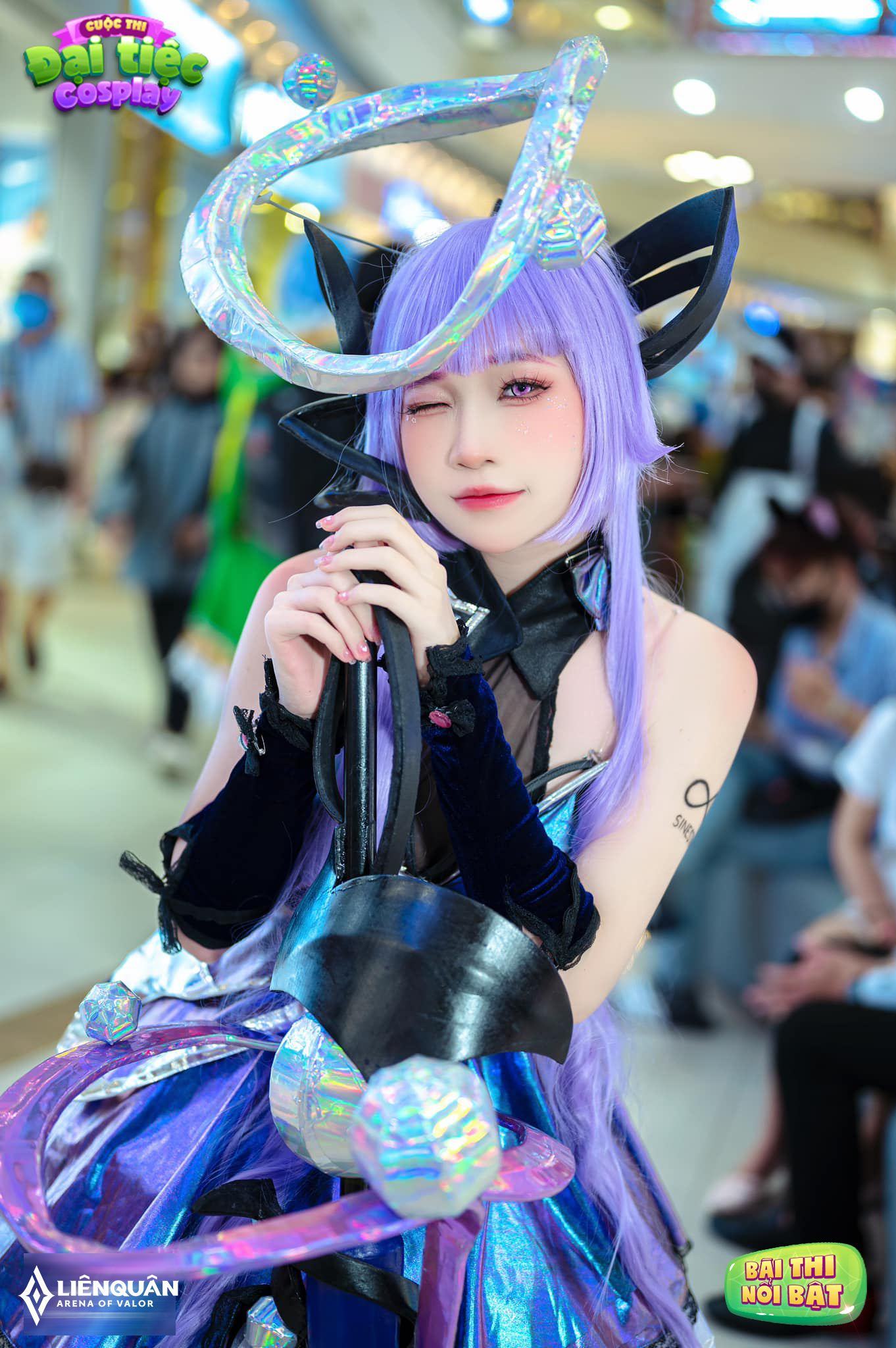 Hình ảnh cosplay liên quân thân hình trắng nõn nà