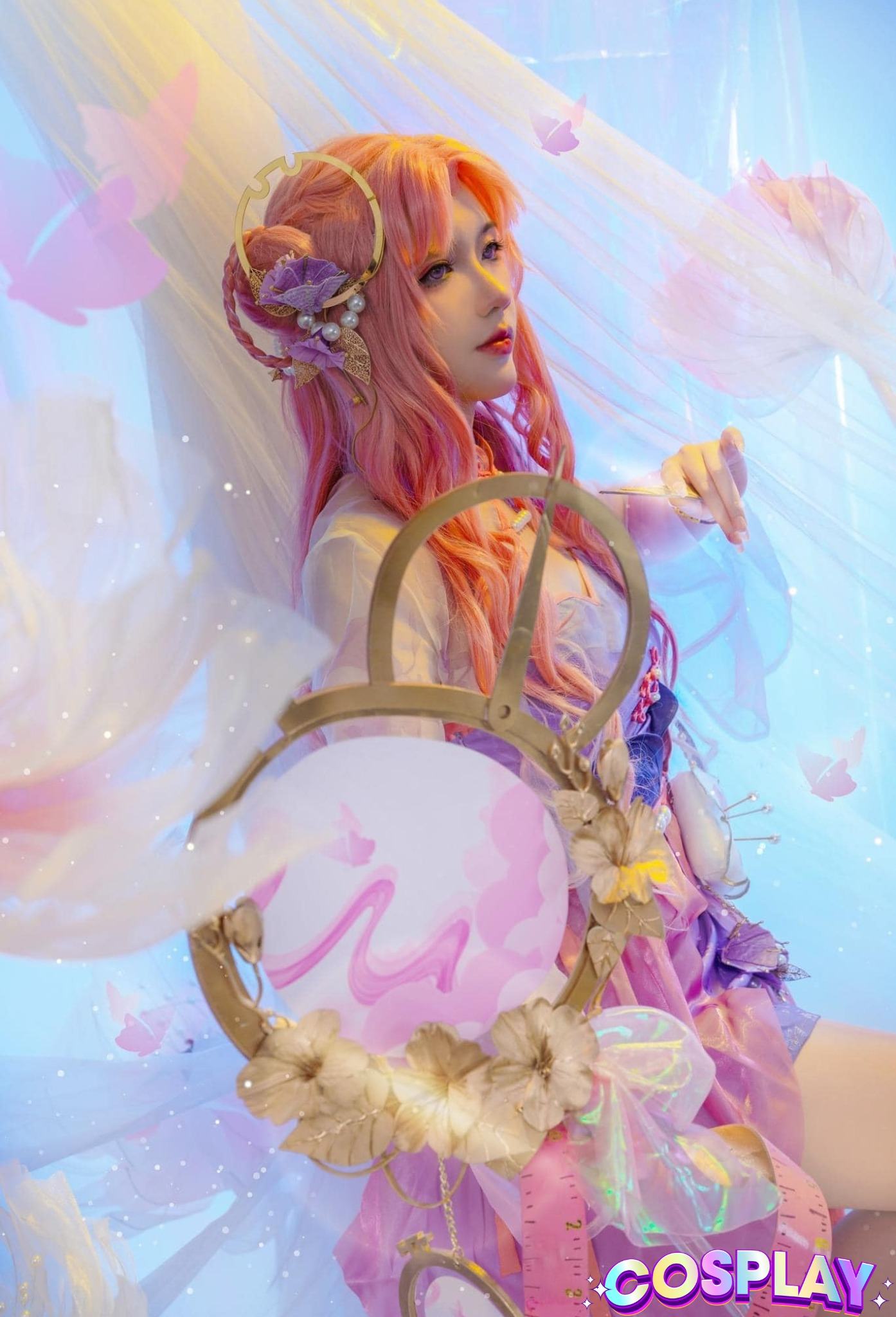 Cosplay dieu thuyen khoe đường cong