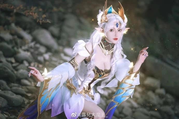 Điêu thuyền liên quân cosplay khoe thân hình đẹp