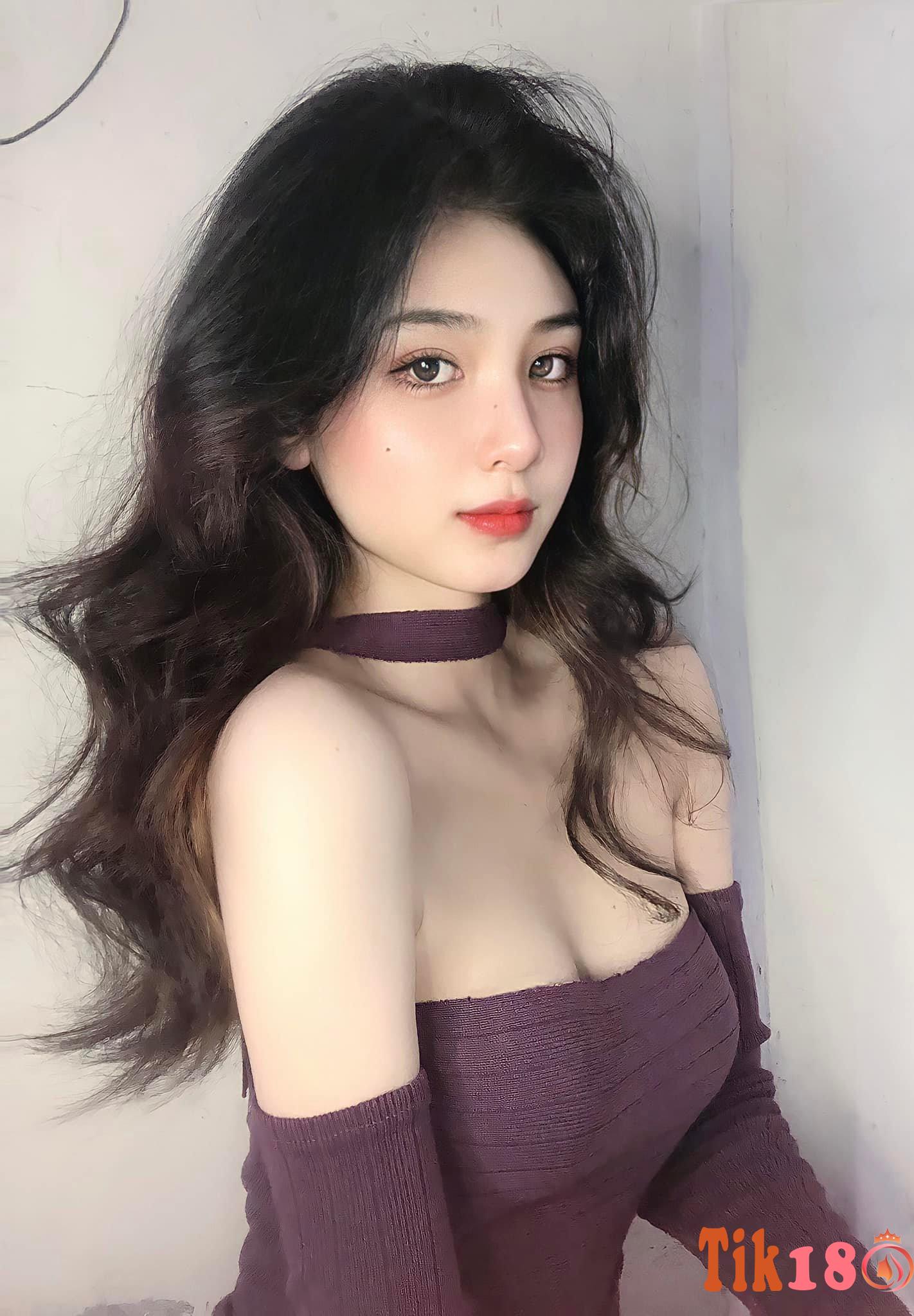 Ảnh đẹp hotgirl Phạm Khánh Ngọc cute khiến chàng nhớ mãi