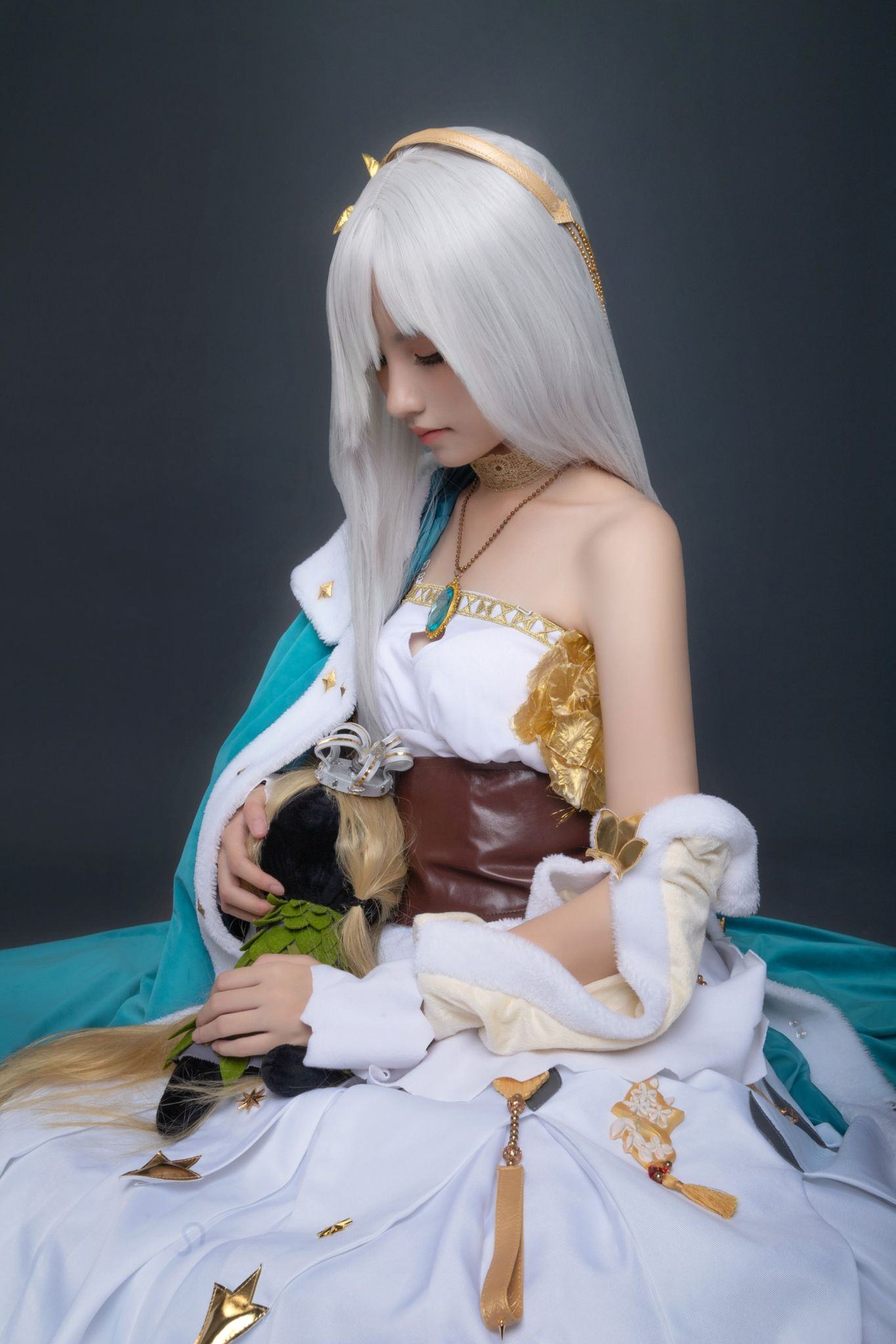 Cosplay lauriel siêu việt khoe body hấp dẫn