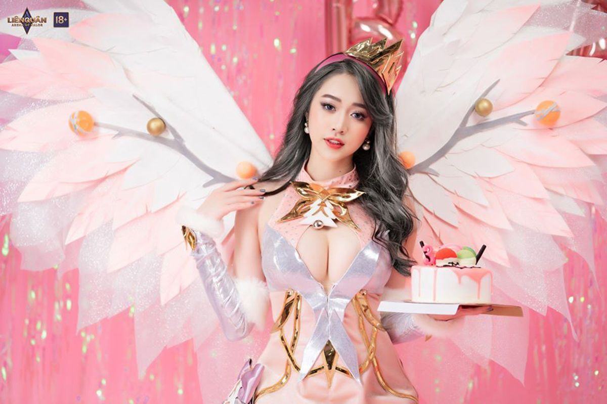 Lauriel siêu việt cosplay đẹp gợi cảm