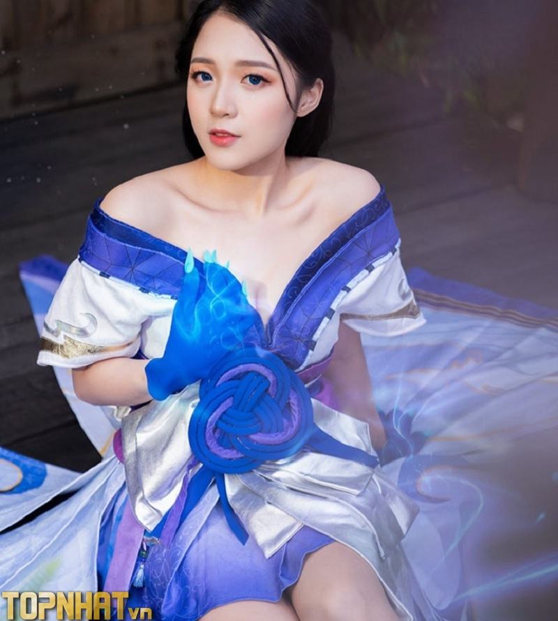 Cosplay liên quân natalya sexy quyến rũ