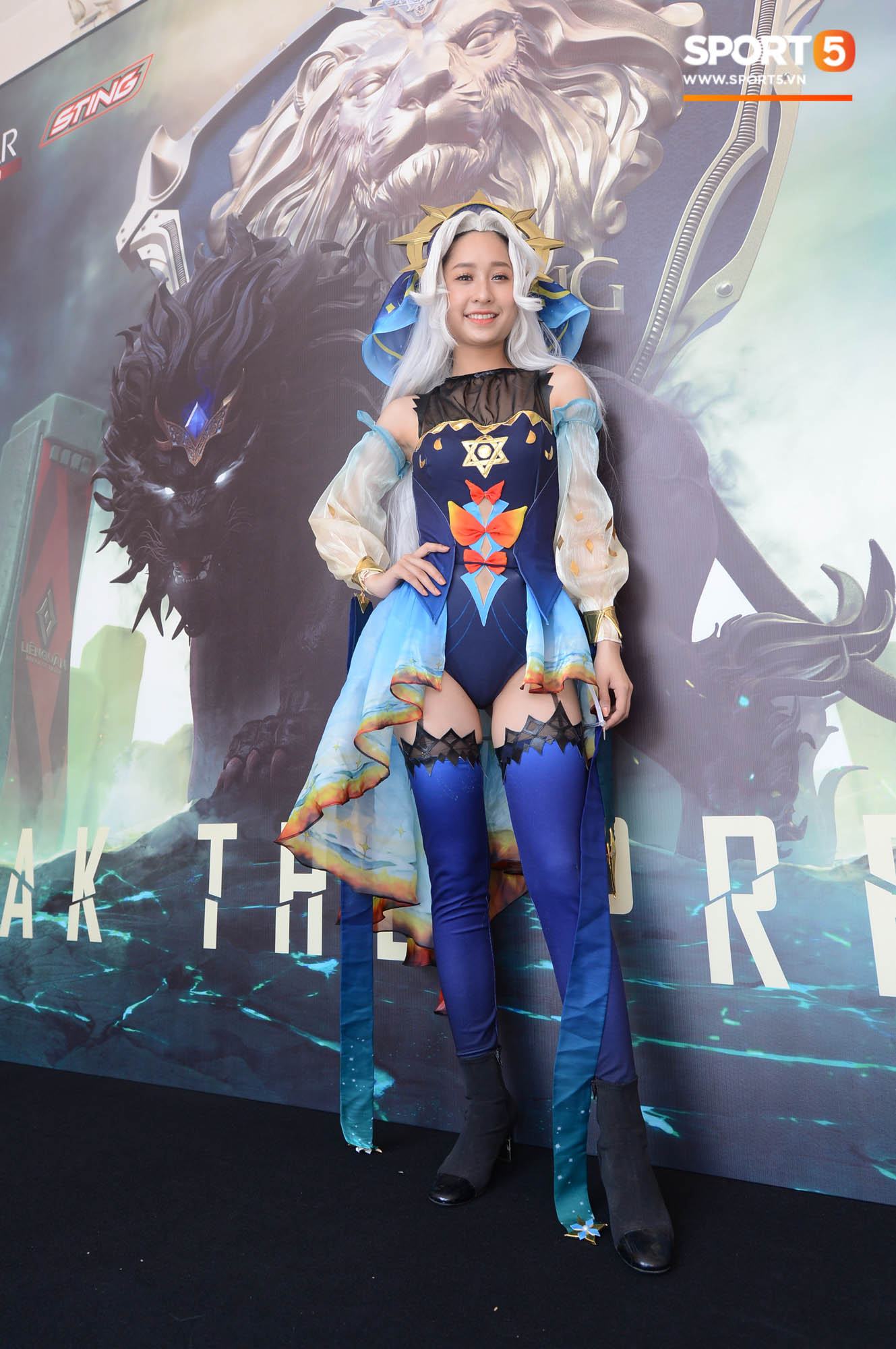 Cosplay yena giảng viên tình ái tôn dáng đầy gợi cảm