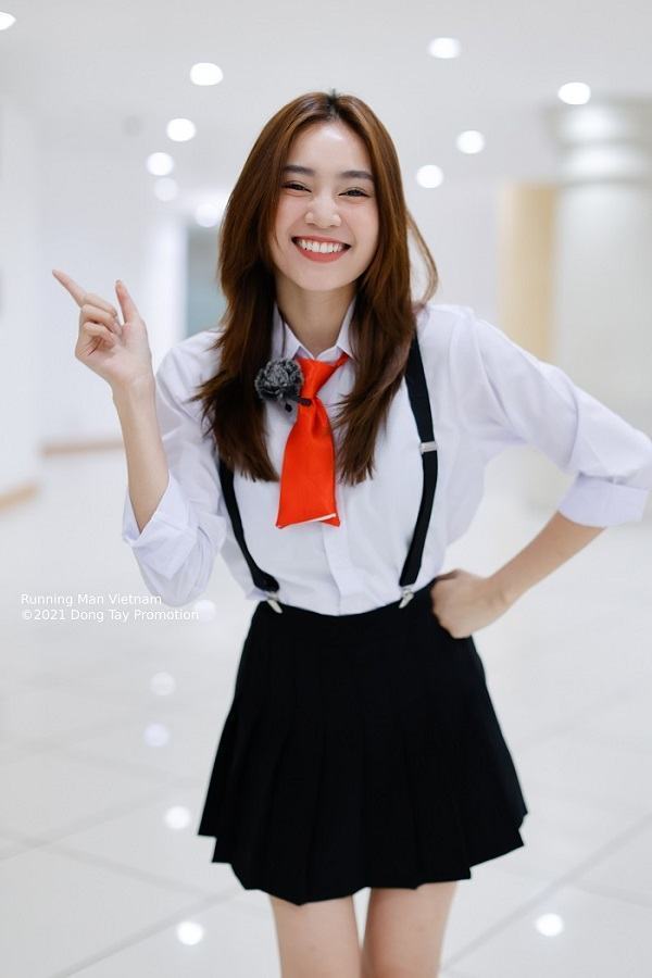 Ảnh con gái mặc váy ngắn cute gây thương nhớ